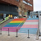 Foto van de gekleurde trap